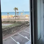 Apartament T2 Climatise, Vue Mer Totale, 300M Des Deferlantes , 2Pers, Parking Prive, Wifi Fibre, Proche Des Commerces, Kanumera Barcares