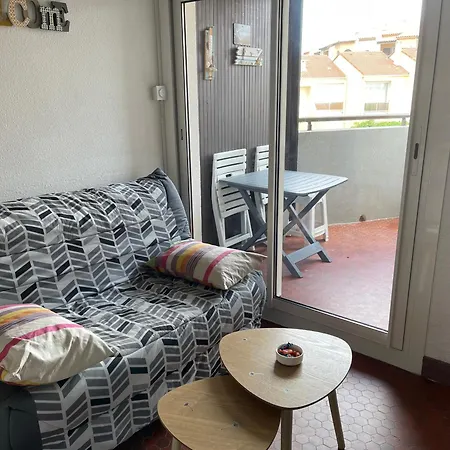 Apartmán T2 Climatise, Vue Totale, Ascenseur, 2 A 4 Pers, Parking Prive, Wifi Fibre, Proche Des Commerces, Kanumera Barcares