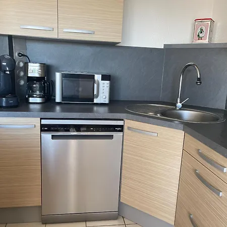 T2 Climatise, Vue Totale, Ascenseur, 2 A 4 Pers, Parking Prive, Wifi Fibre, Proche Des Commerces, Kanumera Barcares * Le Barcarès
