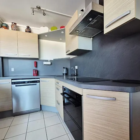 T2 Climatise, Vue Totale, Ascenseur, 2 A 4 Pers, Parking Prive, Wifi Fibre, Proche Des Commerces, Kanumera Barcares Apartment Le Barcares